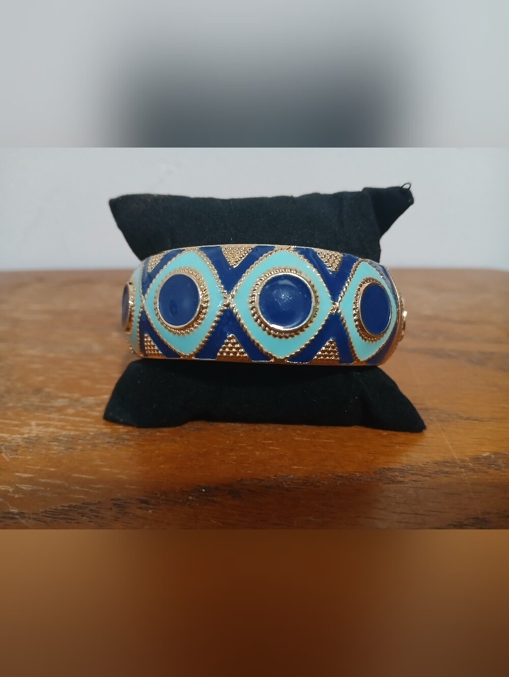 gold-tone hinged bangle bracelet geometric navy blue & tiffany blue enamel